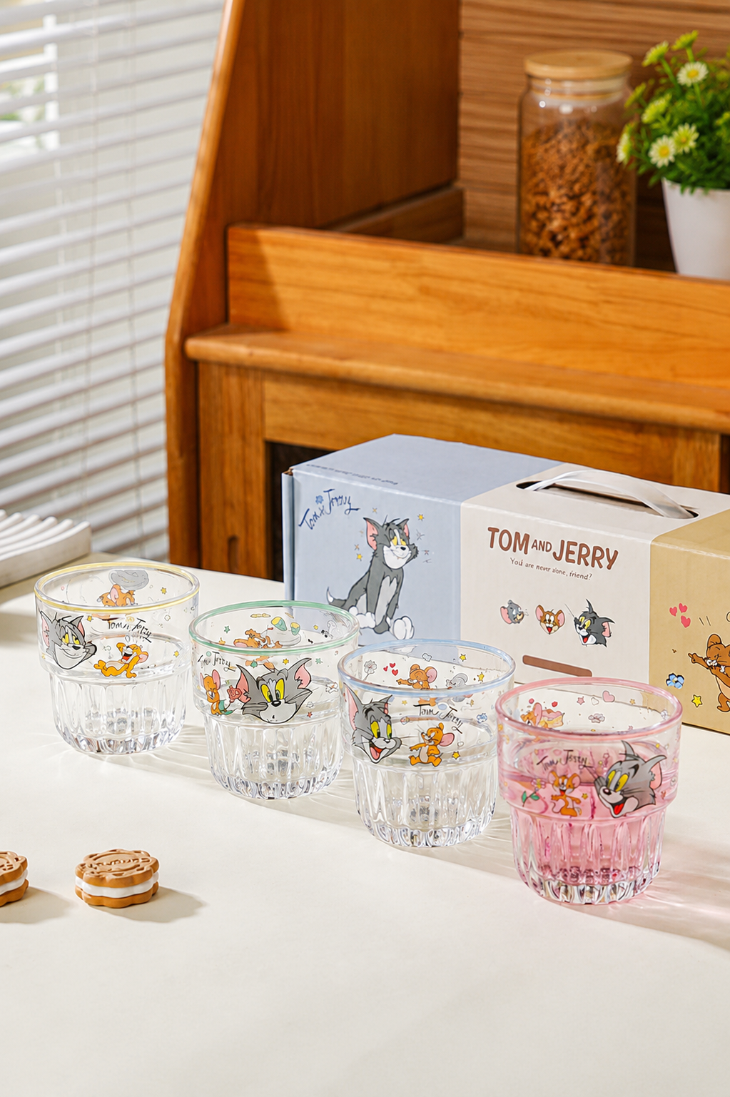 Tom & Jerry Stackable Glass Set