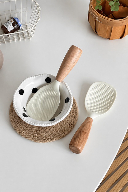 The Helpful Rice Paddle
