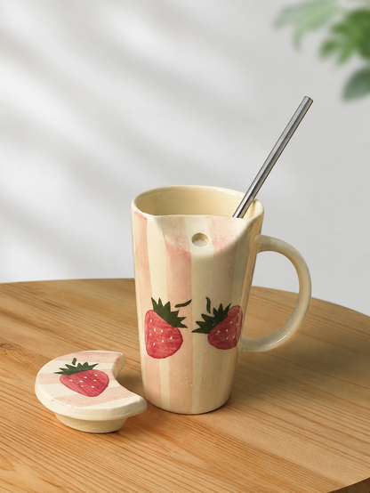 The Strawberry Mug with Lid & Straw
