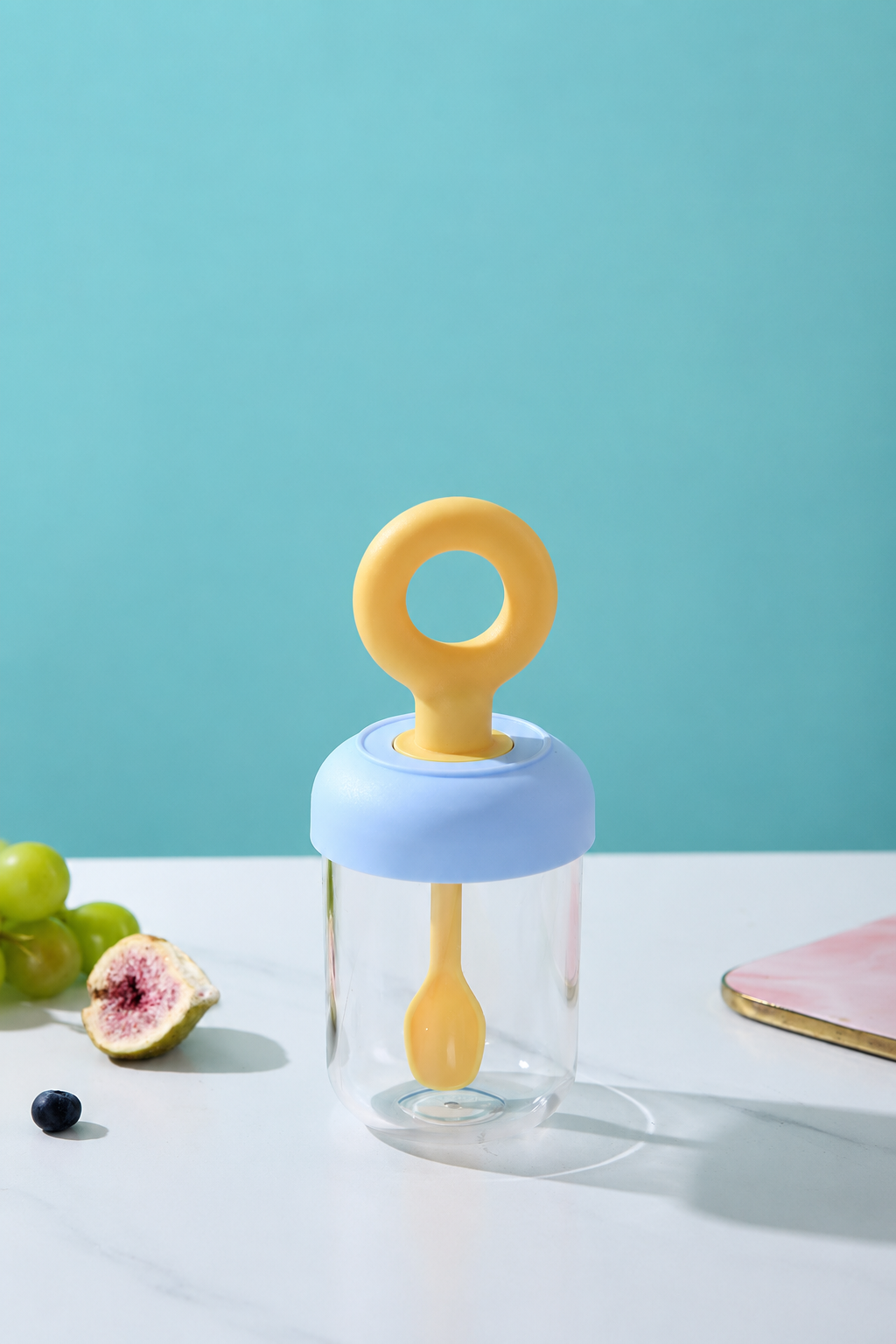 The Helpful Overnight Oats & Yogurt Jar