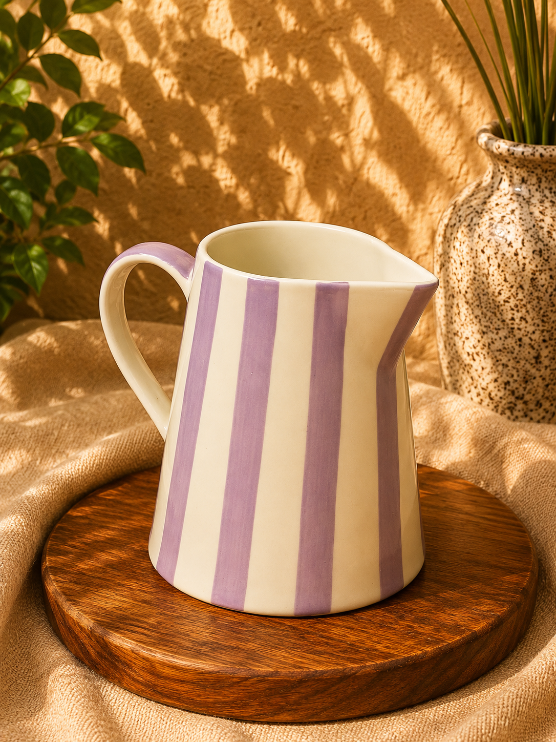 The Helpful Striped Ceramic Pitcher – 2.5L