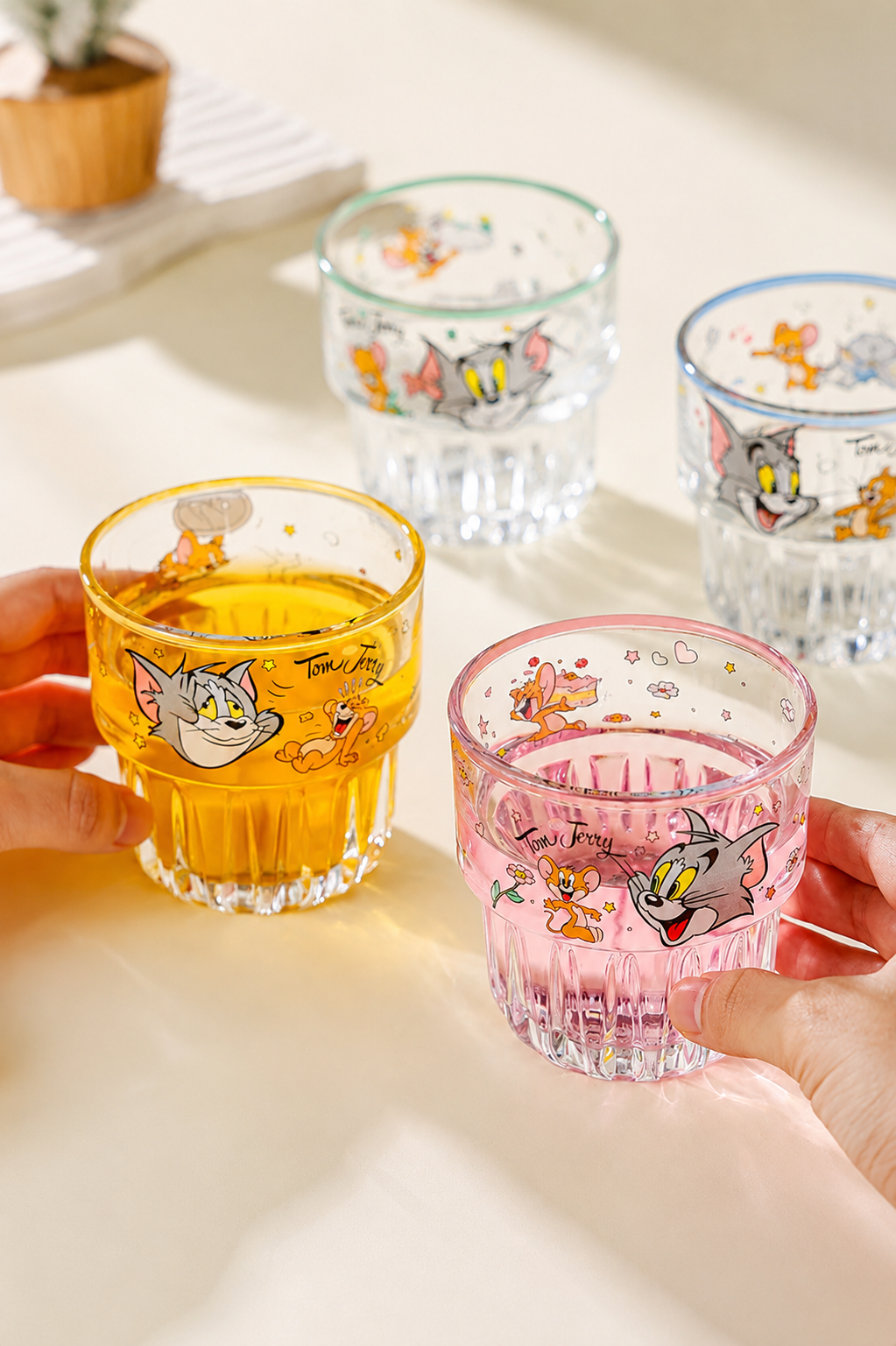 Tom & Jerry Stackable Glass Set